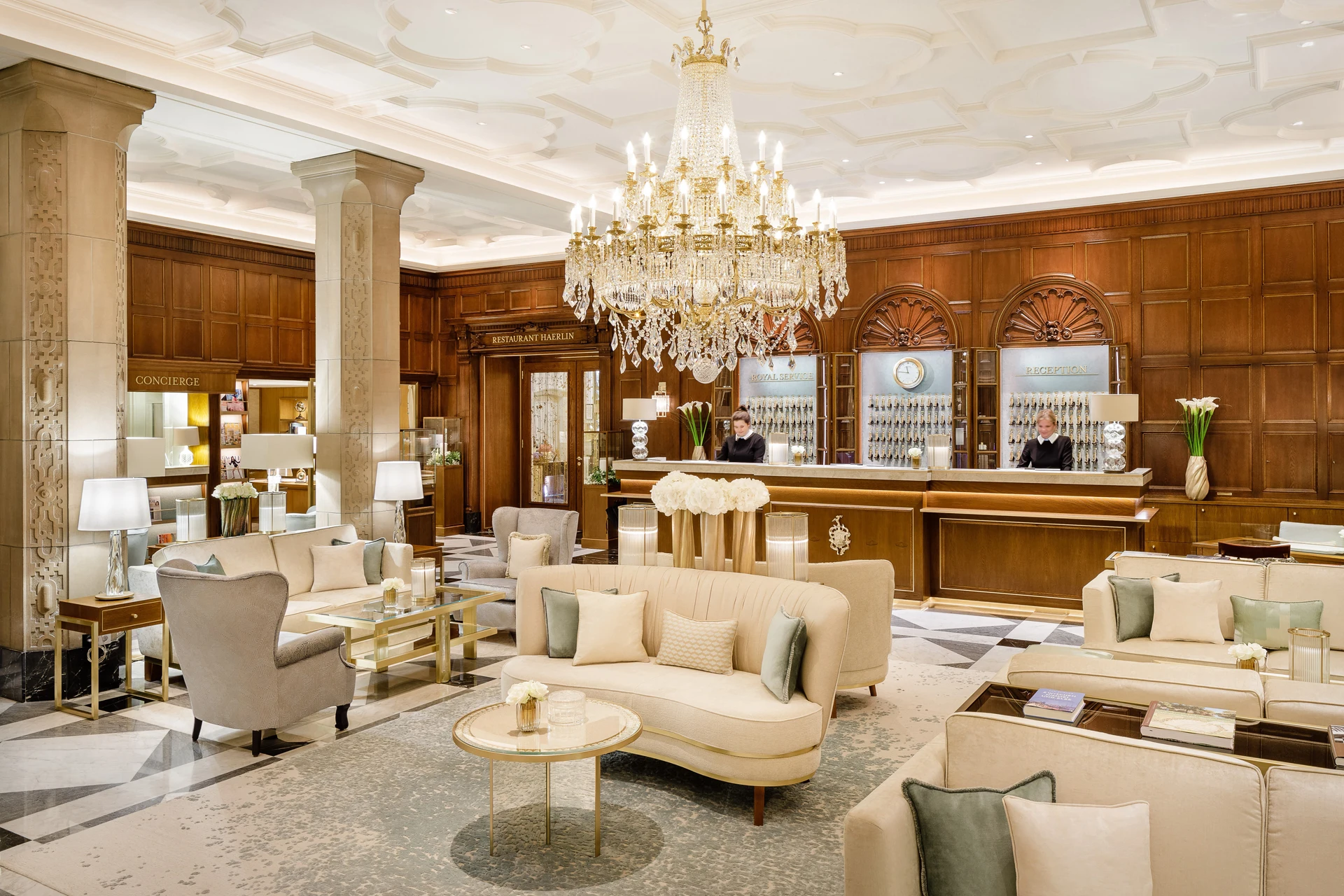 Hotel Vier Jahreszeiten – Lobby – 2024-05-© Guido Leifhelmwebp_1920
